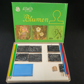 Детский набор штампов "Цветы", в коробке. ГДР